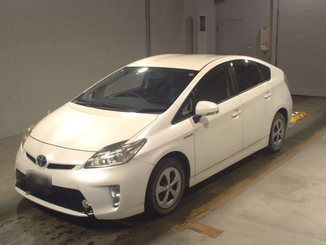 TOYOTA PRIUS 2012
