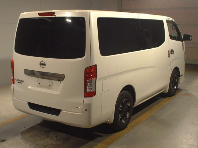 NISSAN CARAVAN 2020