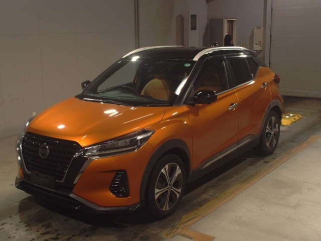 NISSAN KIX 2021