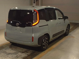 TOYOTA SIENTA 2023