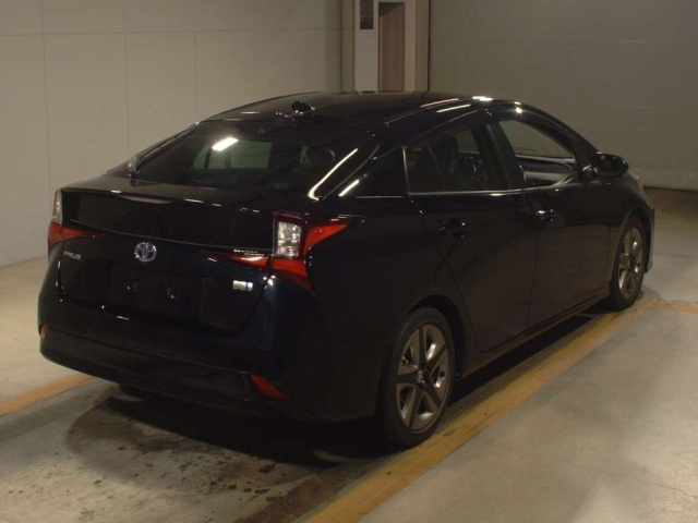 TOYOTA PRIUS 2022