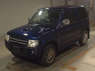 MITSUBISHI PAJERO MINI 2010