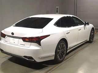 LEXUS LS 2022
