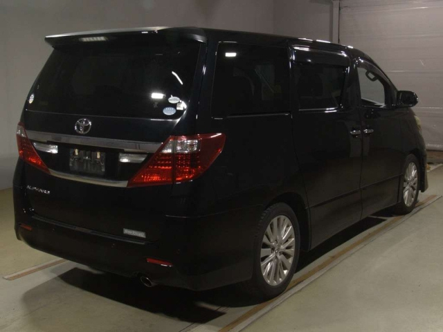 TOYOTA ALPHARD 2012