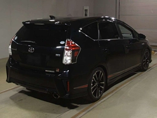 TOYOTA PRIUS ALPHA 2019
