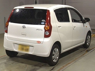 DAIHATSU MIRA 2010