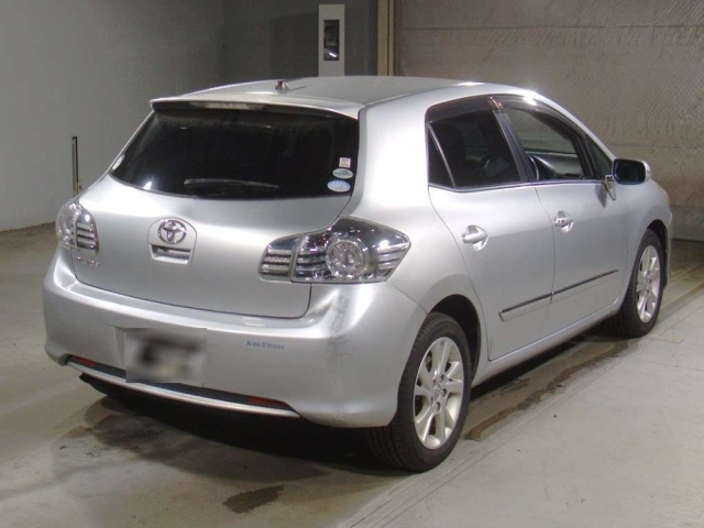 TOYOTA BLADE 2010