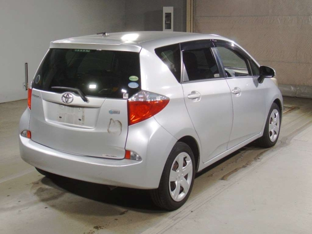 TOYOTA RACTIS 2012