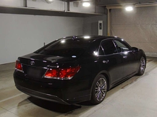 TOYOTA CROWN 2013