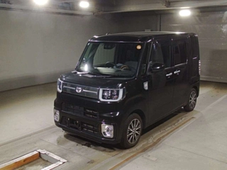 TOYOTA PIXIS MEGA 2022