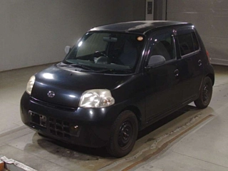 DAIHATSU ESSE 2011