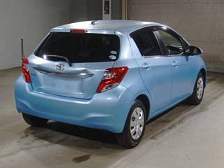 TOYOTA VITZ 2014