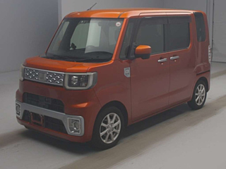 DAIHATSU WAKE 2014