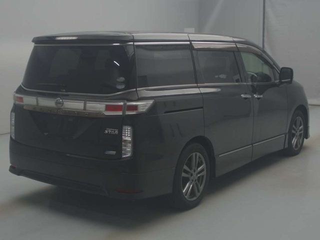 NISSAN ELGRAND 2012