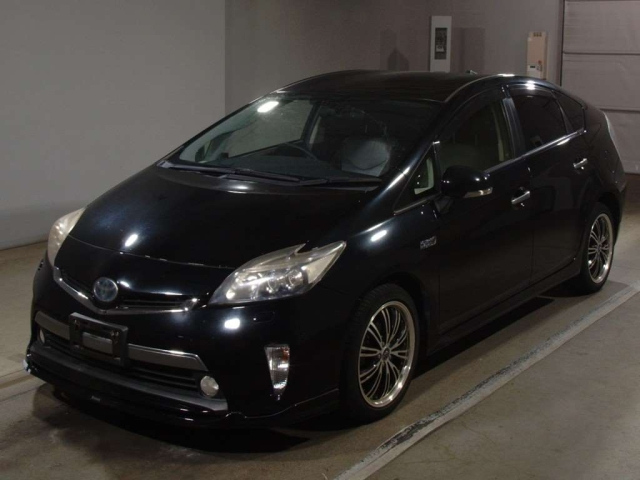 TOYOTA PRIUS PHV 2012