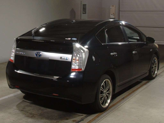 TOYOTA PRIUS PHV 2012