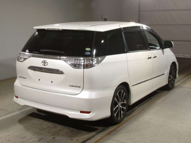 TOYOTA ESTIMA 2013