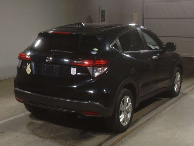 HONDA VEZEL 2015