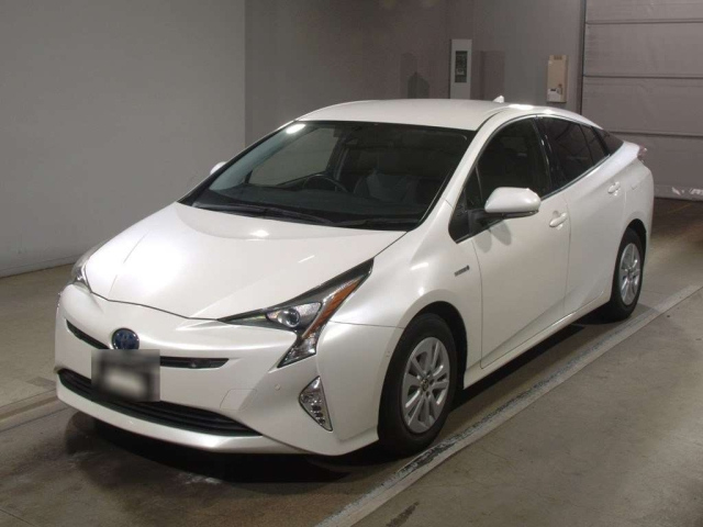 TOYOTA PRIUS 2018