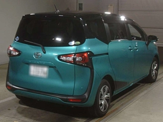 TOYOTA SIENTA 2019