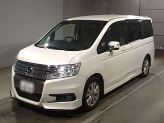 HONDA STEP WAGON 2011