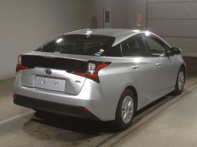 TOYOTA PRIUS 2020