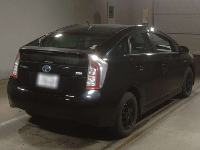 TOYOTA PRIUS 2013