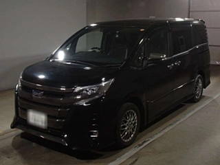 TOYOTA NOAH 2021