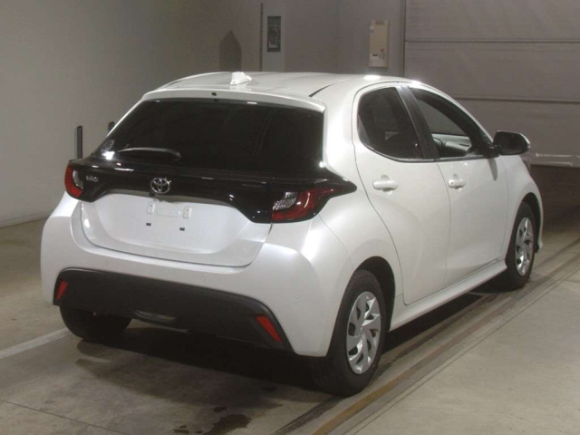 TOYOTA YARIS 2024
