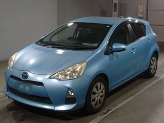 TOYOTA AQUA 2012