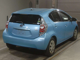 TOYOTA AQUA 2012