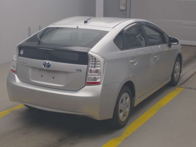 TOYOTA PRIUS 2010