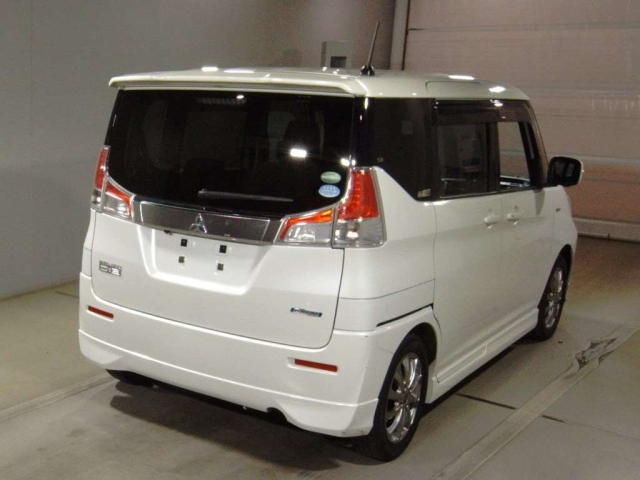 MITSUBISHI DELICA D2 2016