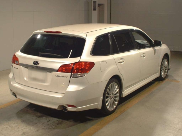 SUBARU LEGACY 2010