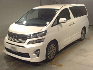TOYOTA VELLFIRE 2013