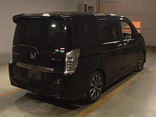 HONDA STEP WAGON 2013