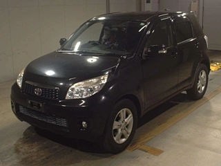 TOYOTA RUSH 2013