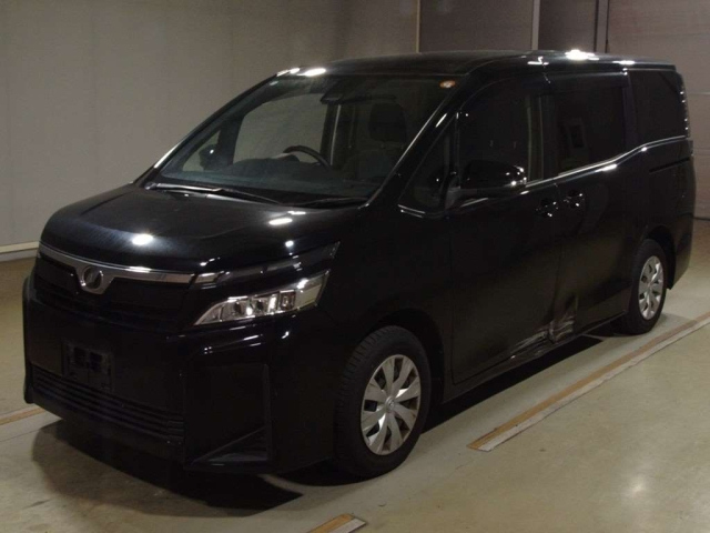 TOYOTA VOXY 2020