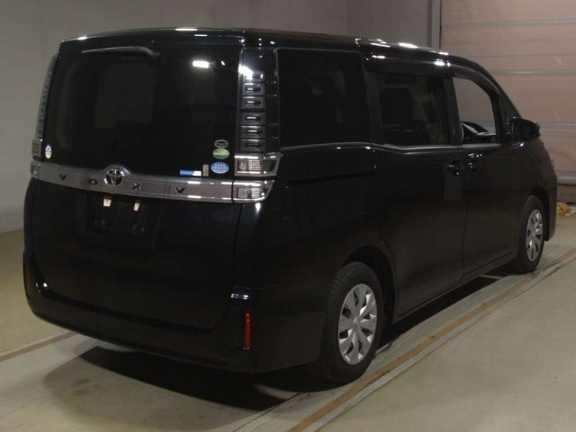 TOYOTA VOXY 2020