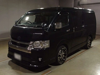 TOYOTA HIACE 2022