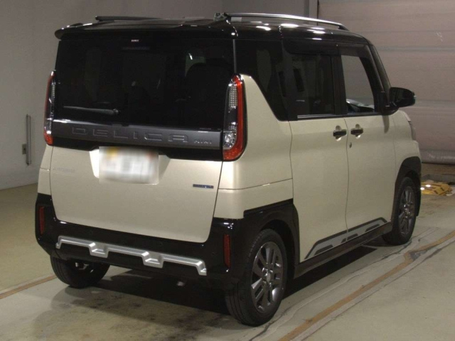MITSUBISHI DELICA MINI 2023