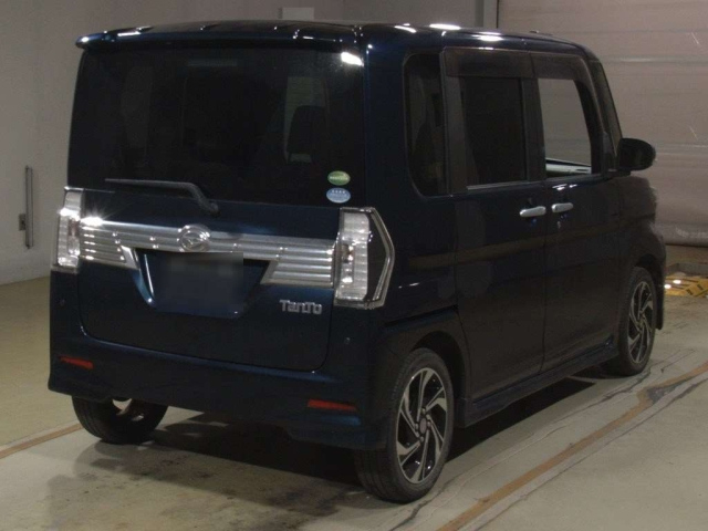 DAIHATSU TANTO 2019