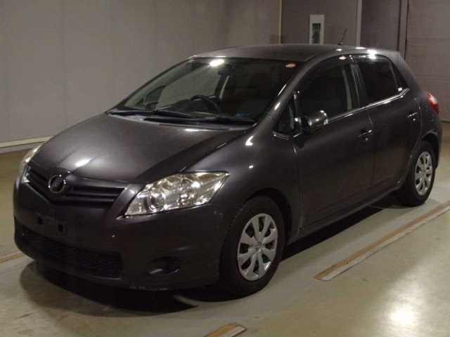 TOYOTA AURIS 2010