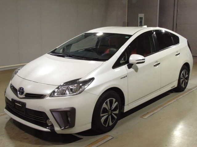 TOYOTA PRIUS 2015