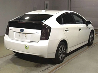 TOYOTA PRIUS 2015