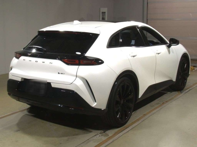 TOYOTA CROWN SPORT 2024