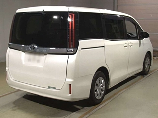 TOYOTA NOAH 2020