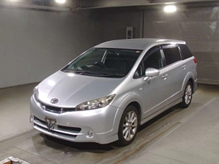 TOYOTA WISH 2010