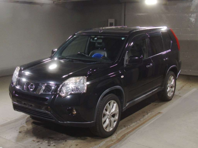 NISSAN X-TRAIL 2013