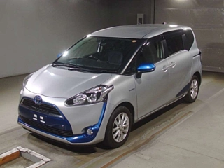 TOYOTA SIENTA 2017